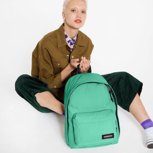 MOCHILA EASTPAK out of office 27 litros EK620N91 Mindful Mint verde agua menta