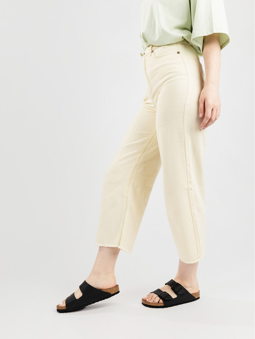 Pantalon vaquero beige online mujer