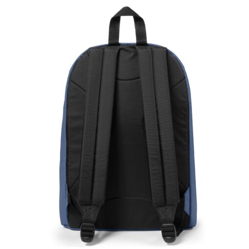 MOCHILA EASTPAK Out Of Office 27 litros con bolsillo ordenador EK76723Q EARTHY SKY azul oscuro