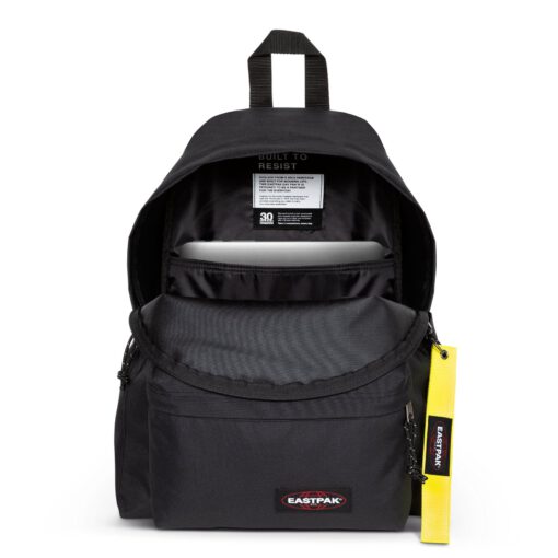 MOCHILA EASTPAK Day Pak'r® 24 litros EK0A5BG47D5 Bold BTR Black negra letras de colores