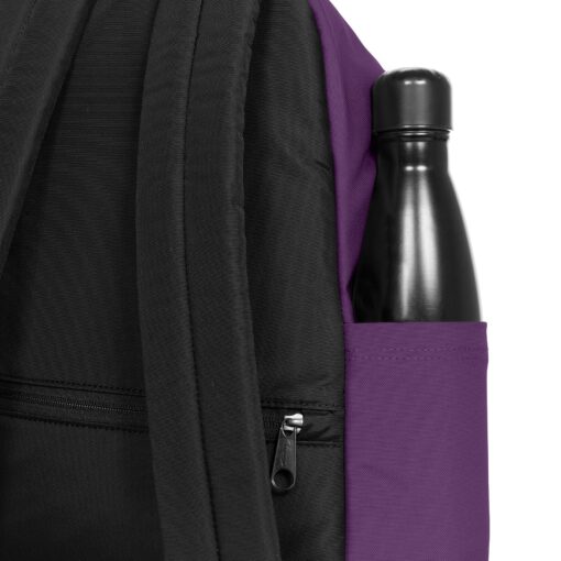 MOCHILA EASTPAK Day Pak'r EK0A5BG44D9 24 litros con bolsillo ordenador Eggplant Purple Lila oscuro