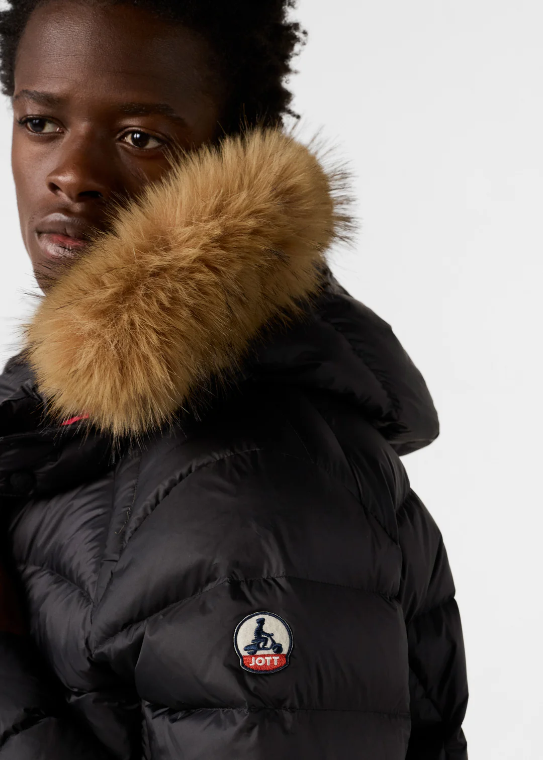 chaqueta-prestige-jott 2 Chaqueta capucha Jott de plumas pato Hombre GRAN FRÍO PRESTIGE FW23MDOW30 999BLACK Justoverthetop NEGRA
