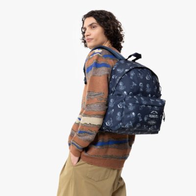 MOCHILA EASTPAK Day Pak'r 24l EK0A5BG47O0 PEANUTS NAVY -azul marino con Snoopys estampados