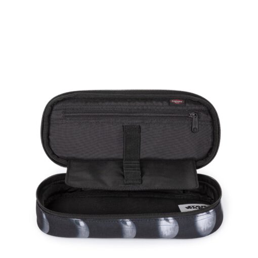 Estuche escolar Eastpak: PLUMIER OVAL SINGLE EK000717 1Q2 SWDEATHSTARBLAC negra con lunas