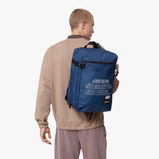 MALETA CABINA AVIÓN EASTPAK Stransit´r pack 28L. EK0A5BHI 1Q0 SW STARS NAVY edición limitada azul oscuro