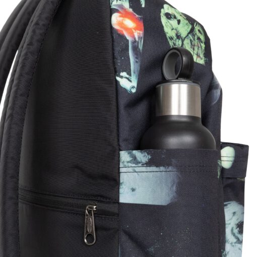 MOCHILA EASTPAK Day Pak'r 24l con bolsillo ordenador y portabotellas EK0A5BG41Q1 sw galaxy black-universo