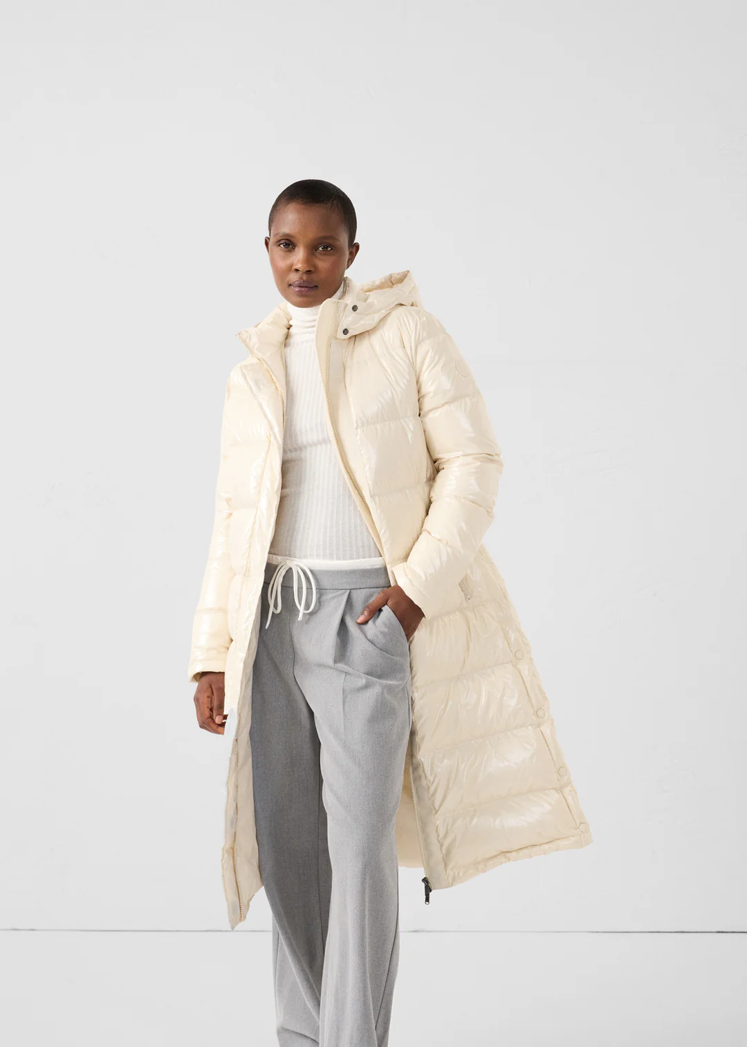 Chaqueta-Karachi-Grand-Frio-Jott 1 Chaqueta capucha pelo Jott de pluma Mujer GRAN FRÍO KARACHI FW24WPAR53-90H Naturel -blanco roto