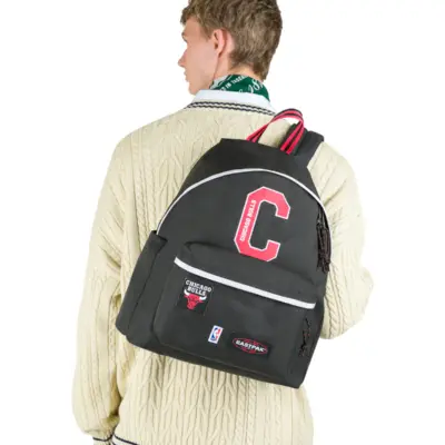 MOCHILA EASTPAK Day Pak'r 24l EK0A5BG4 6Z0 CHICAGO BULLS
