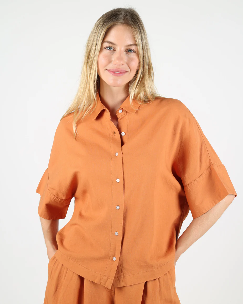 Camisa de manga corta y algodón vegano WEMOTO SARA LINEN Terracota ref-272.302-516 Naranja